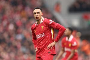 卡拉格：阿诺德没承诺留队就只能打替补，布拉德利才应该场场首发