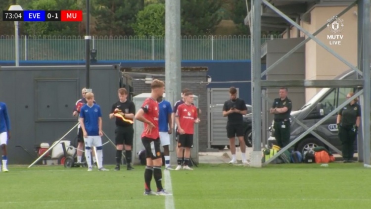 上赛季56球28助！鲁尼未年满16岁儿子凯为曼联U18上演首秀