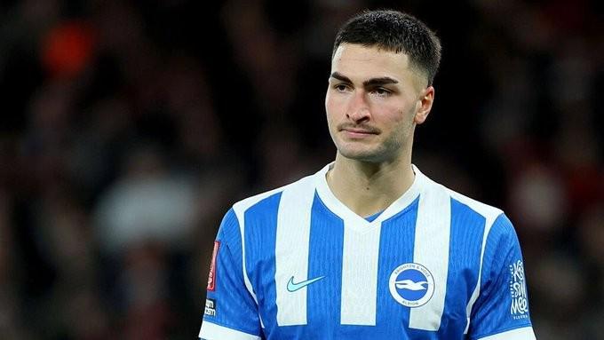 开云-天空：巴黎FC有意布莱顿中卫科波拉，但达成协议的可能性不大